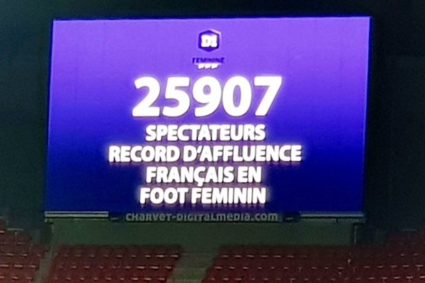 OL – PSG bat un record d’affluence pour un match féminin en France