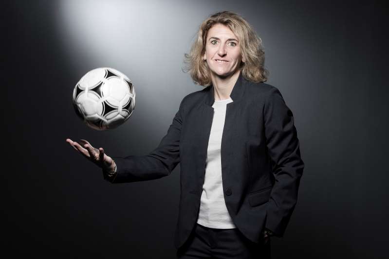Marinette Pichon, ex-star du foot, rejoint la chaîne L’Equipe