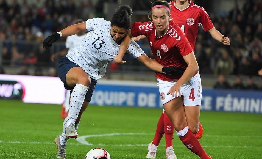 Football féminin, France – Danemark : Les Bleues ont largement battu (4-0) le Danemark