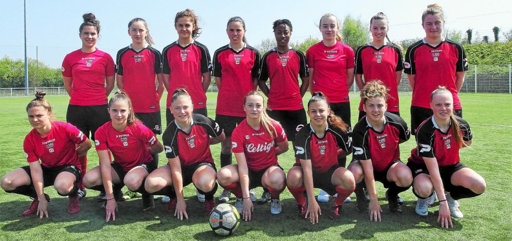 EA-Guingamp. Les footballeuses du Sacré-Cœur briochin gardent les pieds sur terre EA-Guingamp. Les footballeuses du Sacré-Cœur briochin gardent les pieds sur terre