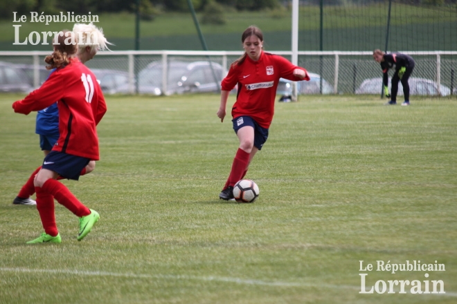 SPORT Promotion du foot féminin : l’appel du pied du CS Godbrange SPORT Promotion du foot féminin : l’appel du pied du CS Godbrange