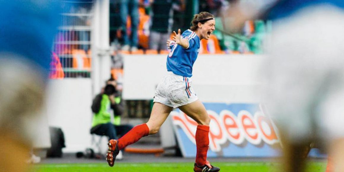 En novembre 2002, le soir où le monde s’est ouvert aux Bleues