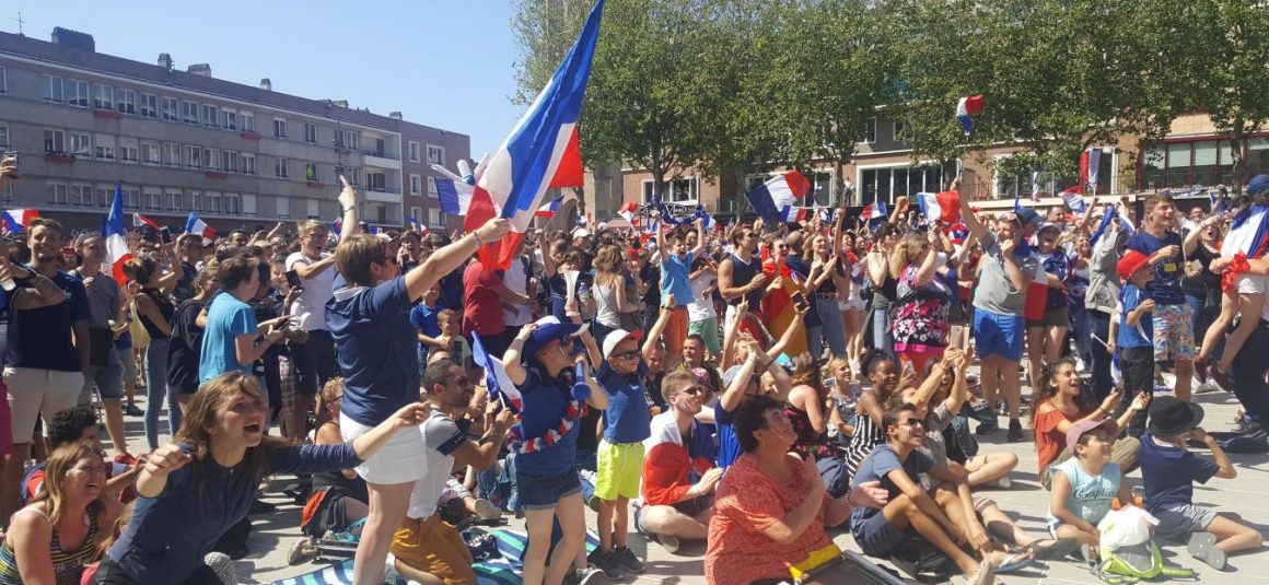 Coupe du monde de foot féminin : un écran géant sur la place Jean-Bart Coupe du monde de foot féminin : un écran géant sur la place Jean-Bart