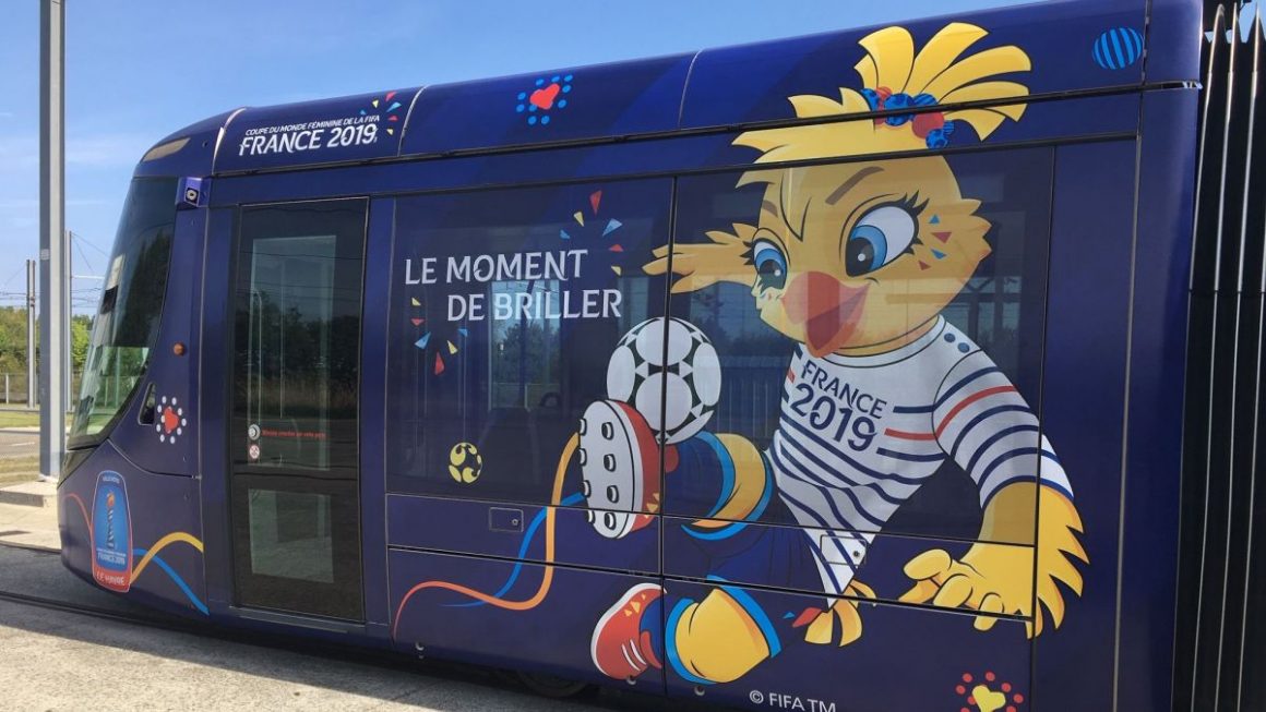Le Havre : un tramway aux couleurs de la coupe du monde de football