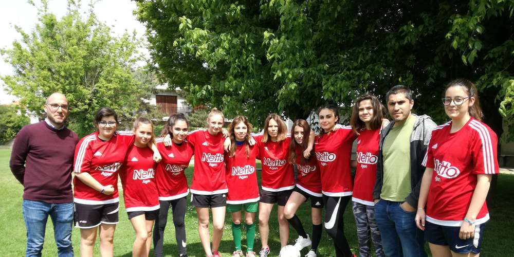A Agen, le foot, une histoire de jeunes filles A Agen, le foot, une histoire de jeunes filles
