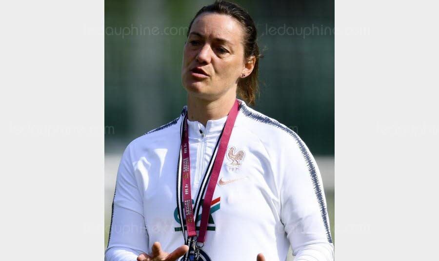 FOOTBALL Corinne Diacre : « Les Lyonnaises apportent de la joie de vivre » FOOTBALL Corinne Diacre : « Les Lyonnaises apportent de la joie de vivre »