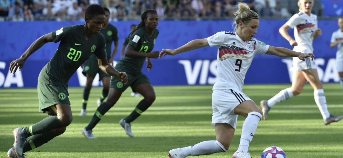 Coupe du monde féminine à Grenoble : les Allemandes surclassent le Nigeria et filent en quarts de finale Coupe du monde féminine à Grenoble : les Allemandes surclassent le Nigeria et filent en quarts de finale