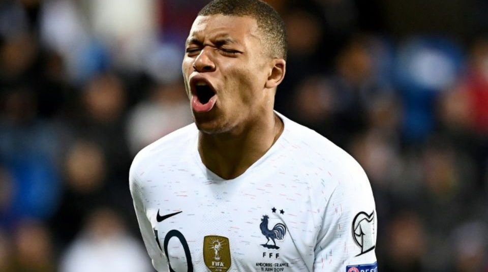 Qualif Euro-2020: les Bleus écrasent Andorre 4-0 trois jours après leur revers en Turquie Qualif Euro-2020: les Bleus écrasent Andorre 4-0 trois jours après leur revers en Turquie