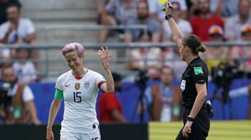 Trump recadre la capitaine de l’équipe féminine américaine de football Trump recadre la capitaine de l’équipe féminine américaine de football