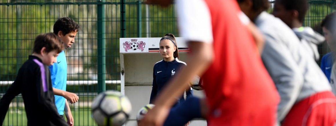 Mondial féminin 2019 : pourquoi sépare-t-on les filles des garçons à l’âge de 15 ans dans le foot en France ?