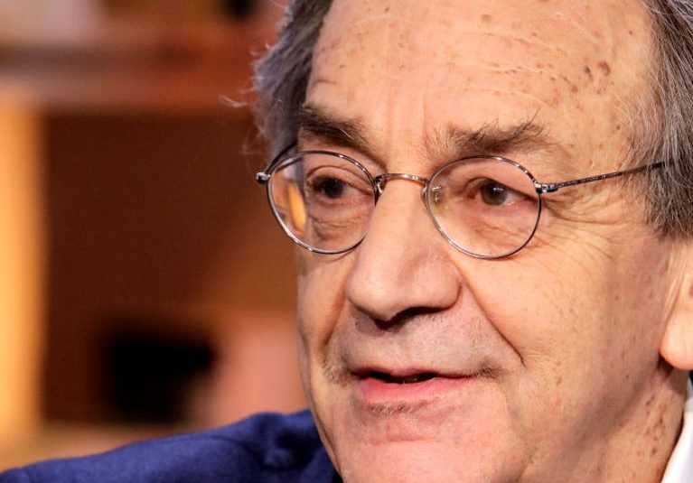 Alain Finkielkraut choque de nouveau avec ses propos sur le sport féminin Alain Finkielkraut choque de nouveau avec ses propos sur le sport féminin