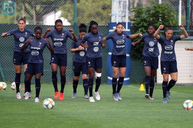 Football Coupe du monde féminine : qui est Richard Ouvrard, le coach mental nantais des Bleues ?