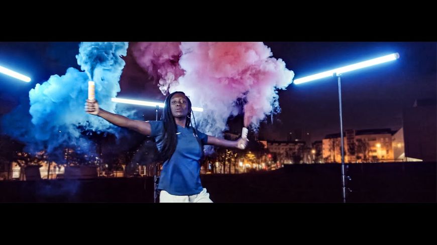 VIDÉO – Coupe du monde féminine : et si « Sélection féminine » de Juste Shani devenait l’hymne des Bleues ?