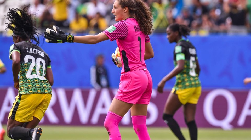 Coupe du monde féminine: Qui est Sydney Schneider, la gardienne jamaïcaine ayant réussi un festival contre le Brésil?