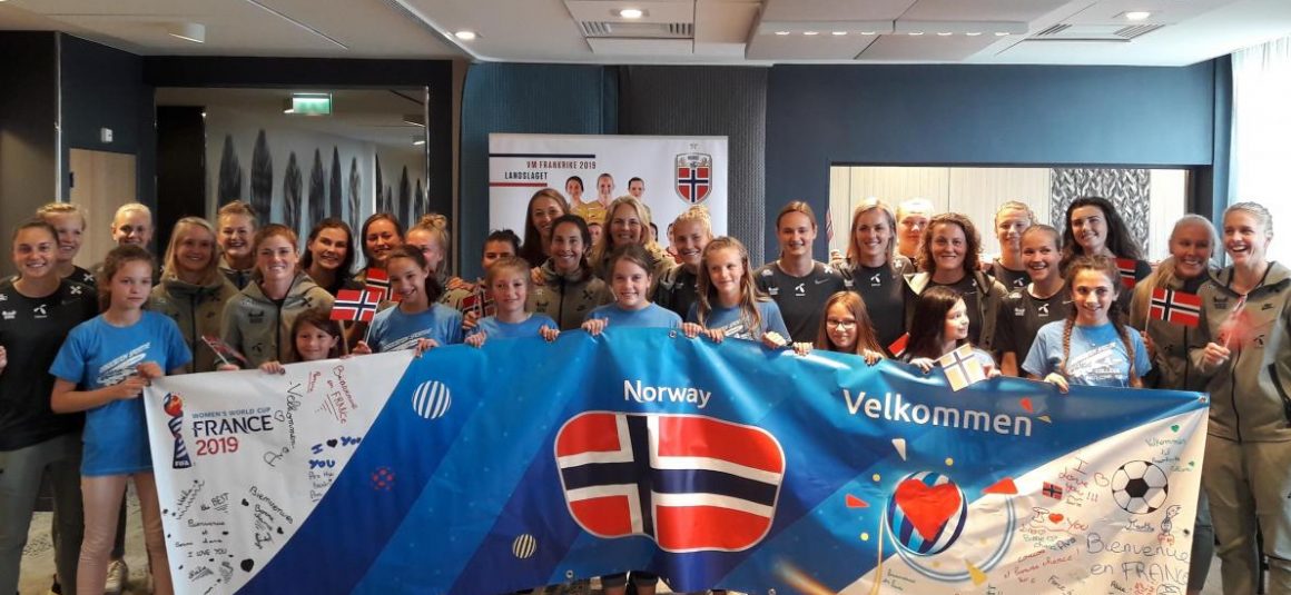 Football. Coupe du monde féminine : la Norvège est arrivée à Reims Football. Coupe du monde féminine : la Norvège est arrivée à Reims