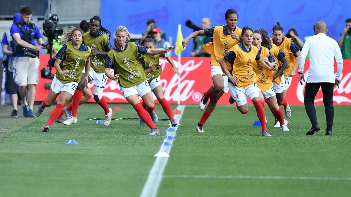 Coupe du monde féminine de football Les Bleues en mission première place face au Nigeria, suivez notre direct