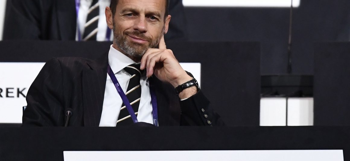 Le président de l’UEFA recadre sèchement Emmanuel Macron : «Une ingérence politique» Le président de l’UEFA recadre sèchement Emmanuel Macron : «Une ingérence politique»