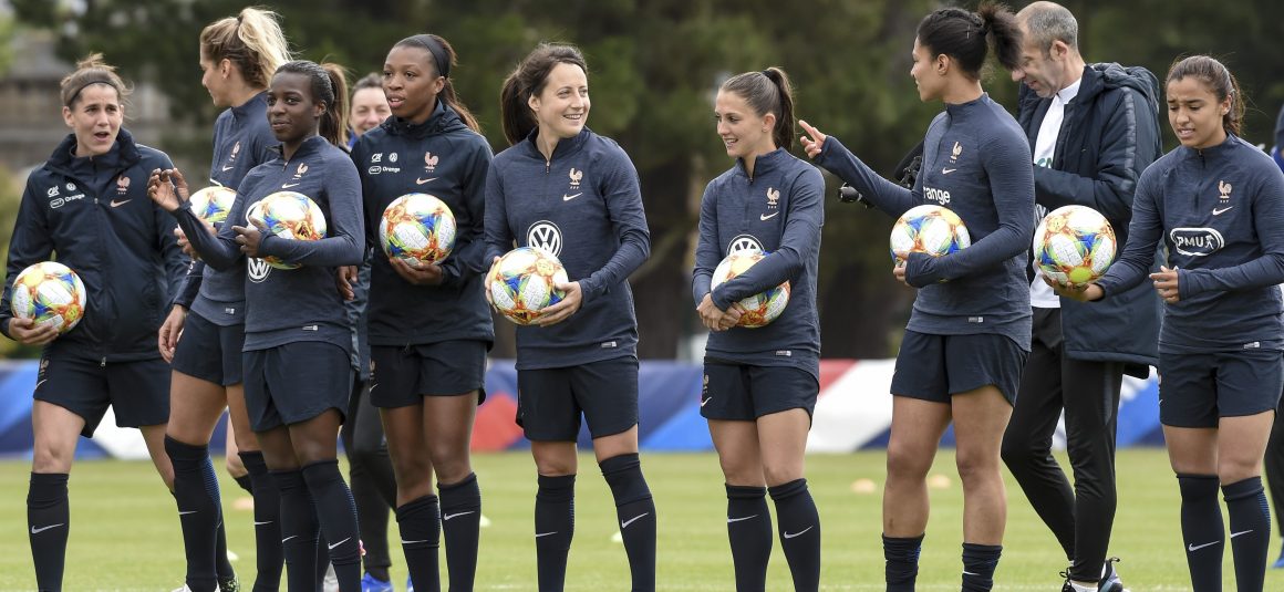 Non, il n’y a pas de footballeuses « professionnelles » en France Non, il n’y a pas de footballeuses « professionnelles » en France