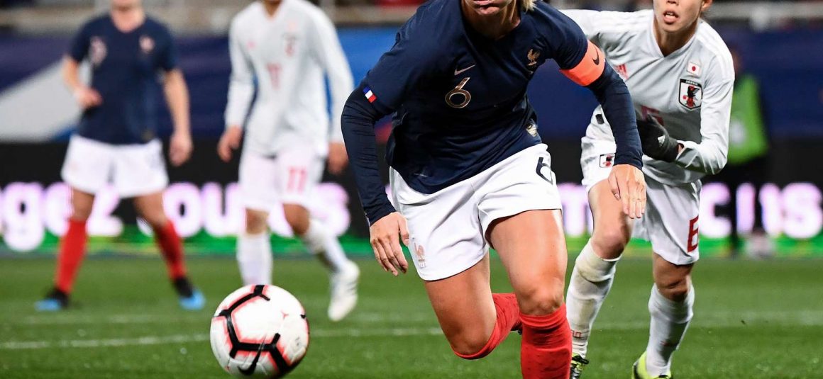 Football : les Françaises se rassurent en battant la Chine 2-1 mais sans convaincre