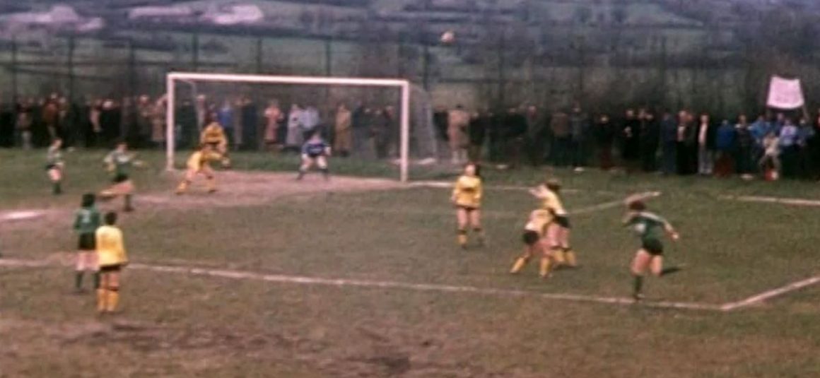 VIDEOS. Etroeungt, 1800 habitants : l’étonnante histoire du club de foot féminin N°1 en France dans les années 70