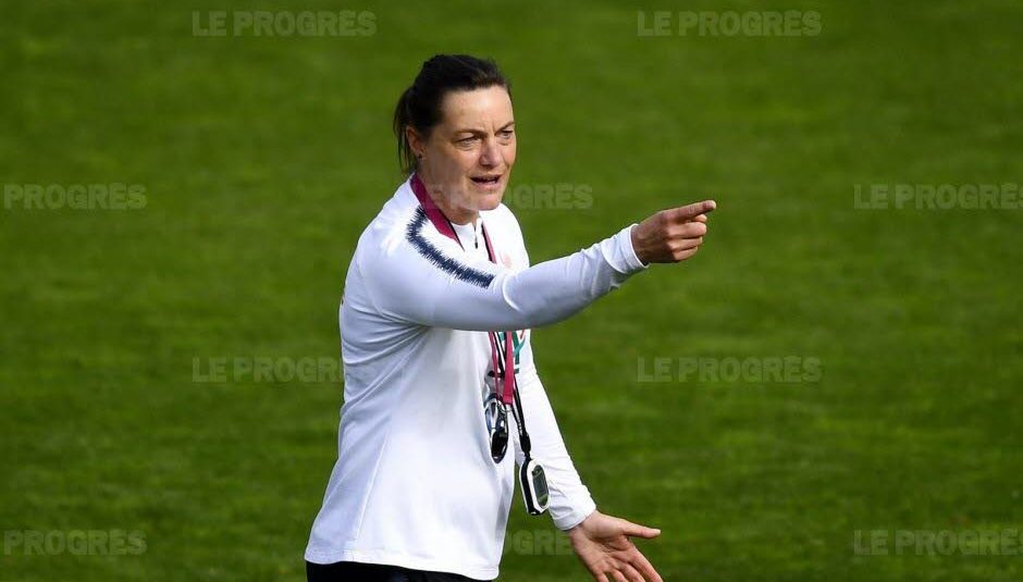 FOOTBALL – MONDIAL FÉMININ Corinne Diacre, une sélectionneuse qui veut la première étoile FOOTBALL – MONDIAL FÉMININ Corinne Diacre, une sélectionneuse qui veut la première étoile