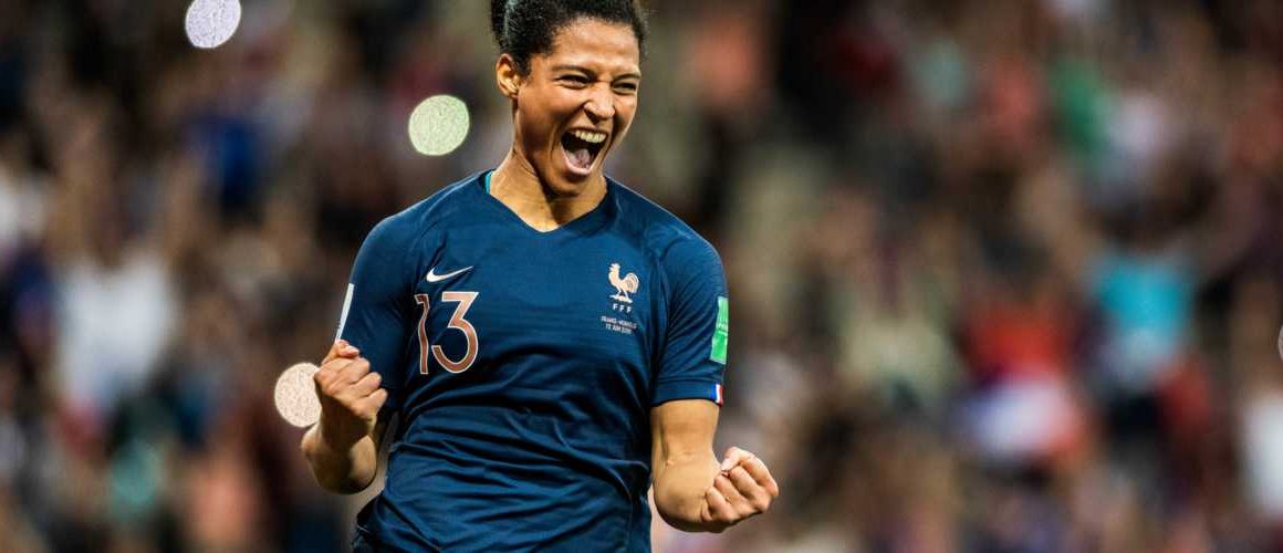 Coupe du monde féminine de football 2019 : qui est Valérie Gauvin, la révélation des Bleues ? (PHOTOS) Coupe du monde féminine de football 2019 : qui est Valérie Gauvin, la révélation des Bleues ? (PHOTOS)