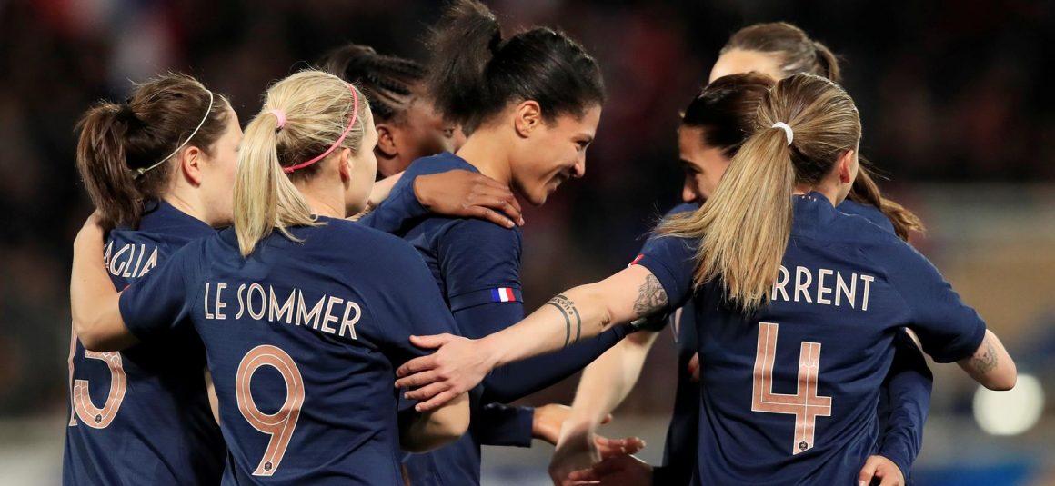 Coupe du monde féminine de football, le match des commentatrices Coupe du monde féminine de football, le match des commentatrices