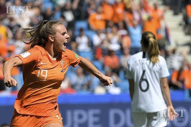 FOOTBALL/EN DIRECT Mondial féminin : les Pays-Bas sur le fil, la Suède s’en sort